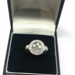 18ct white gold floating diamond ring weight 4.4g
