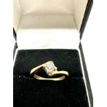 9ct gold diamond solitaire ring (2.5g)