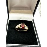 9ct gold garnet & diamond ring weight 1.8g