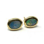 14ct gold opal stud earrings (1.1g)