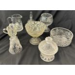Selection of glassware to include cut glass etc