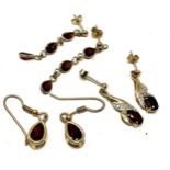 3 x 9ct yellow gold vintage paired earrings inc. diamond & garnet (4.9g)