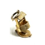 9ct gold nuvo opening gold wishing well charm weight 2.4