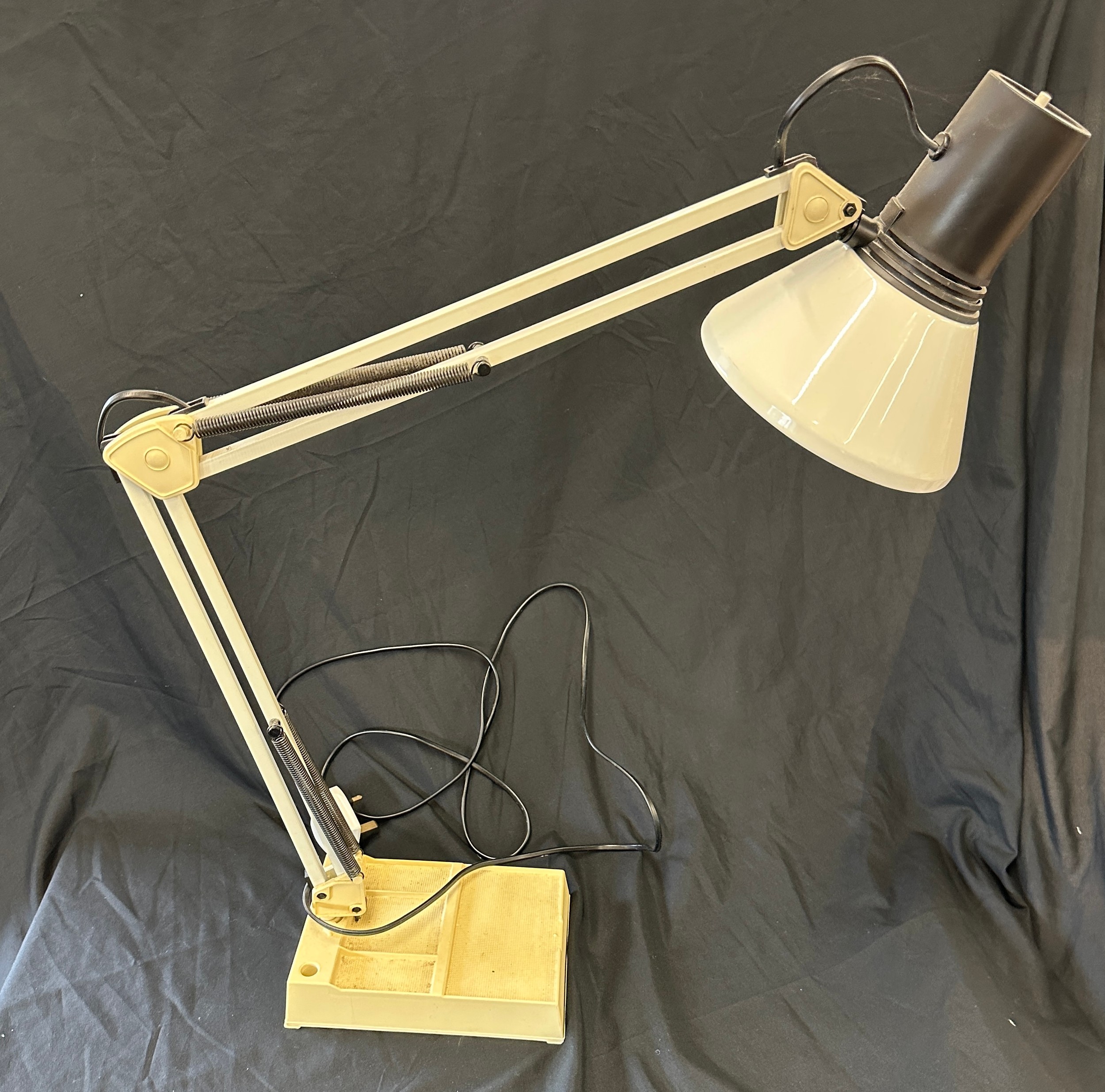 Vintage anglepoise desk lamp, untested - Image 3 of 3