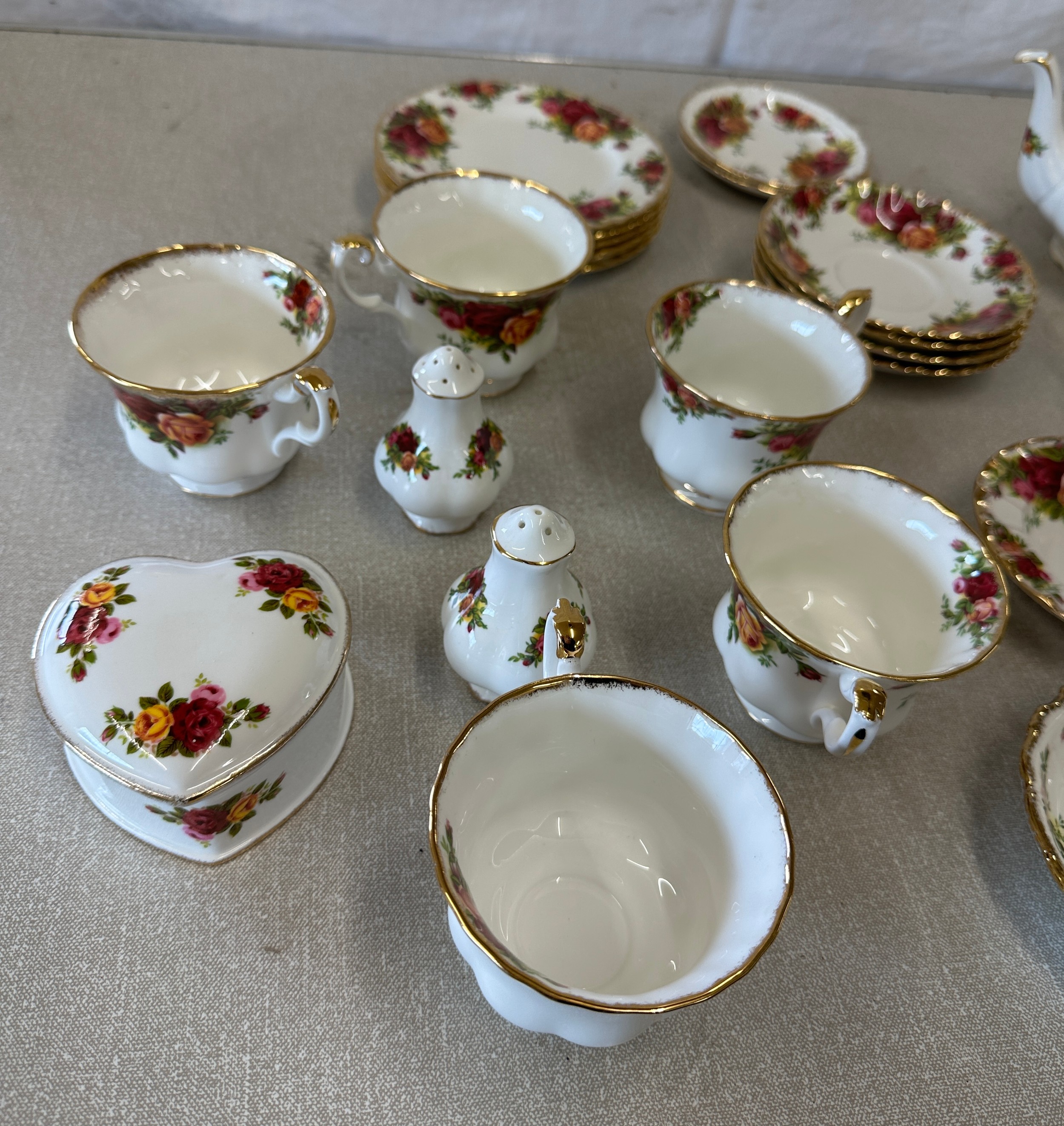 Selection of Royal Albert Old Country Rose part tea service includes tea pot, cups, saucers, salt, - Image 2 of 4