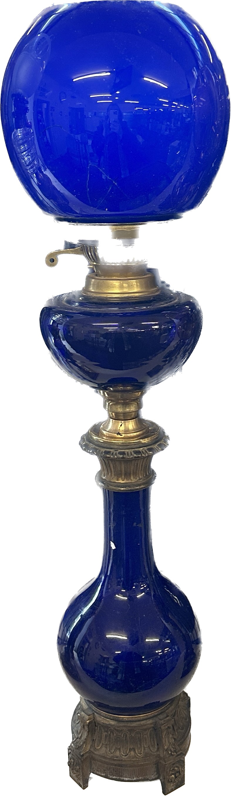 Antique blue glass brass based oil lamp complete with funnel and shade - Image 4 of 5