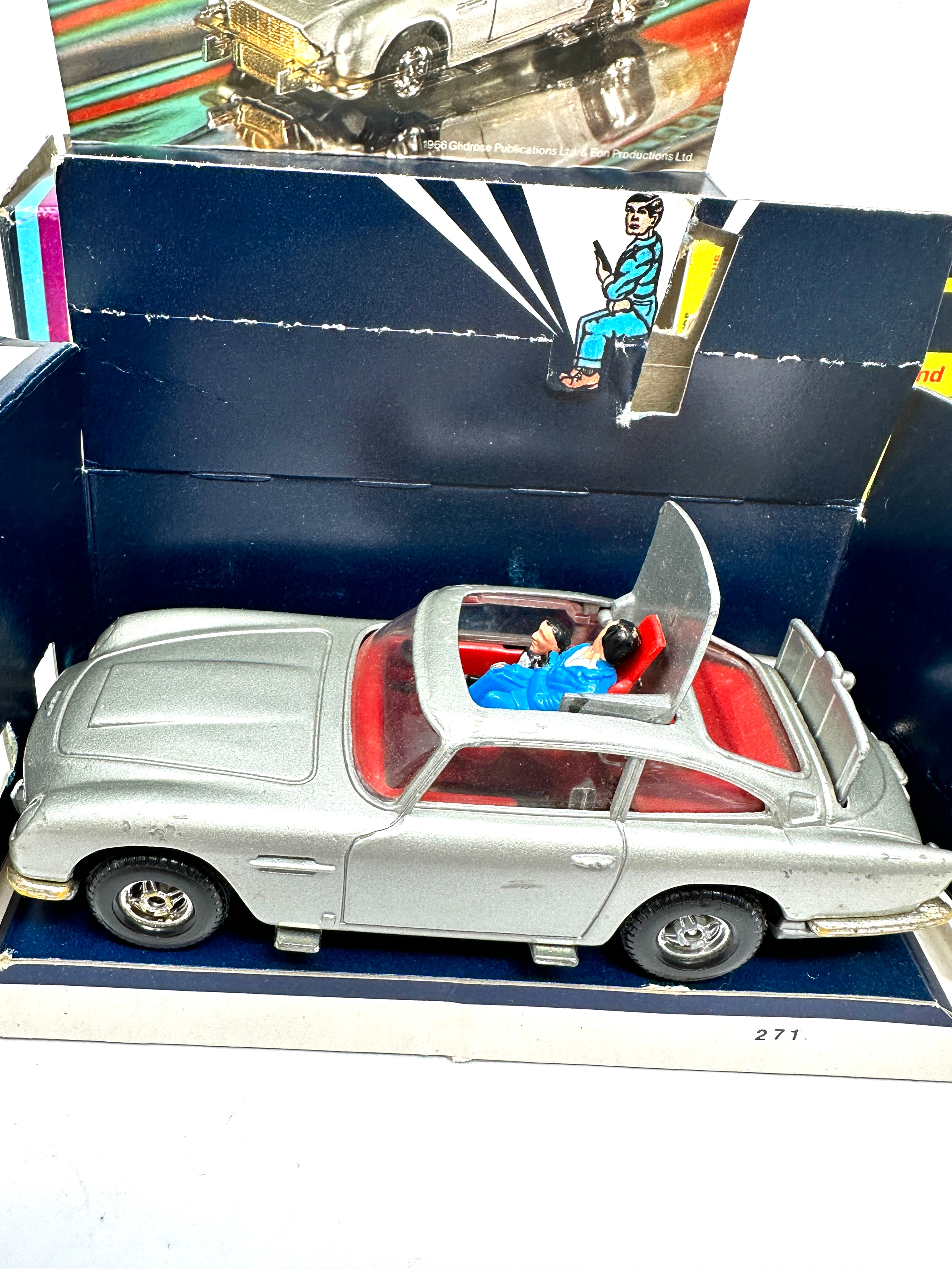 Corgi Model 271 James Bond Aston Martin in Original Box - Image 3 of 6