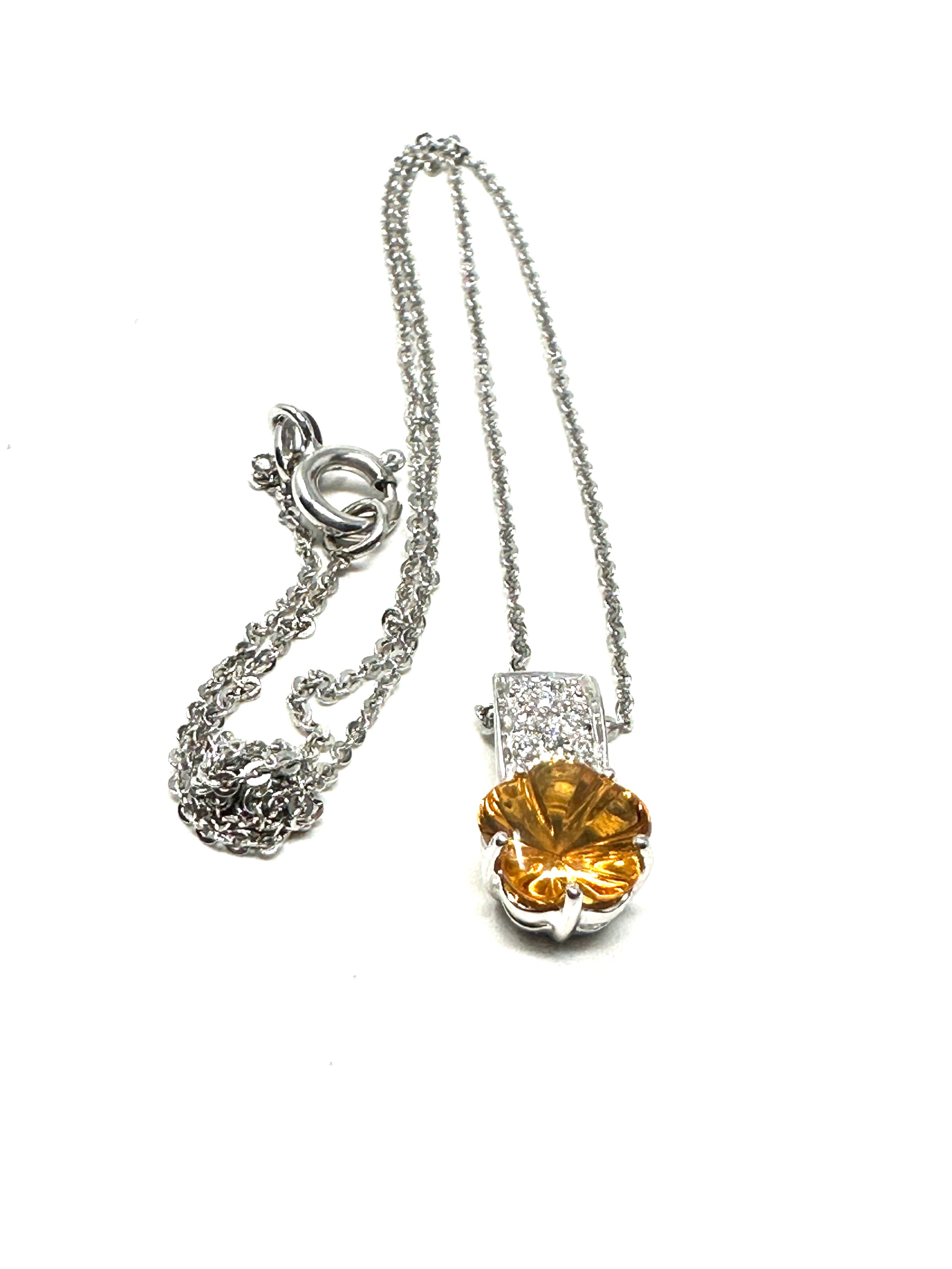18ct white gold diamond & citrine pendant necklace (2.8g)