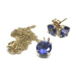 9ct gold paste earring & necklace set (2g)