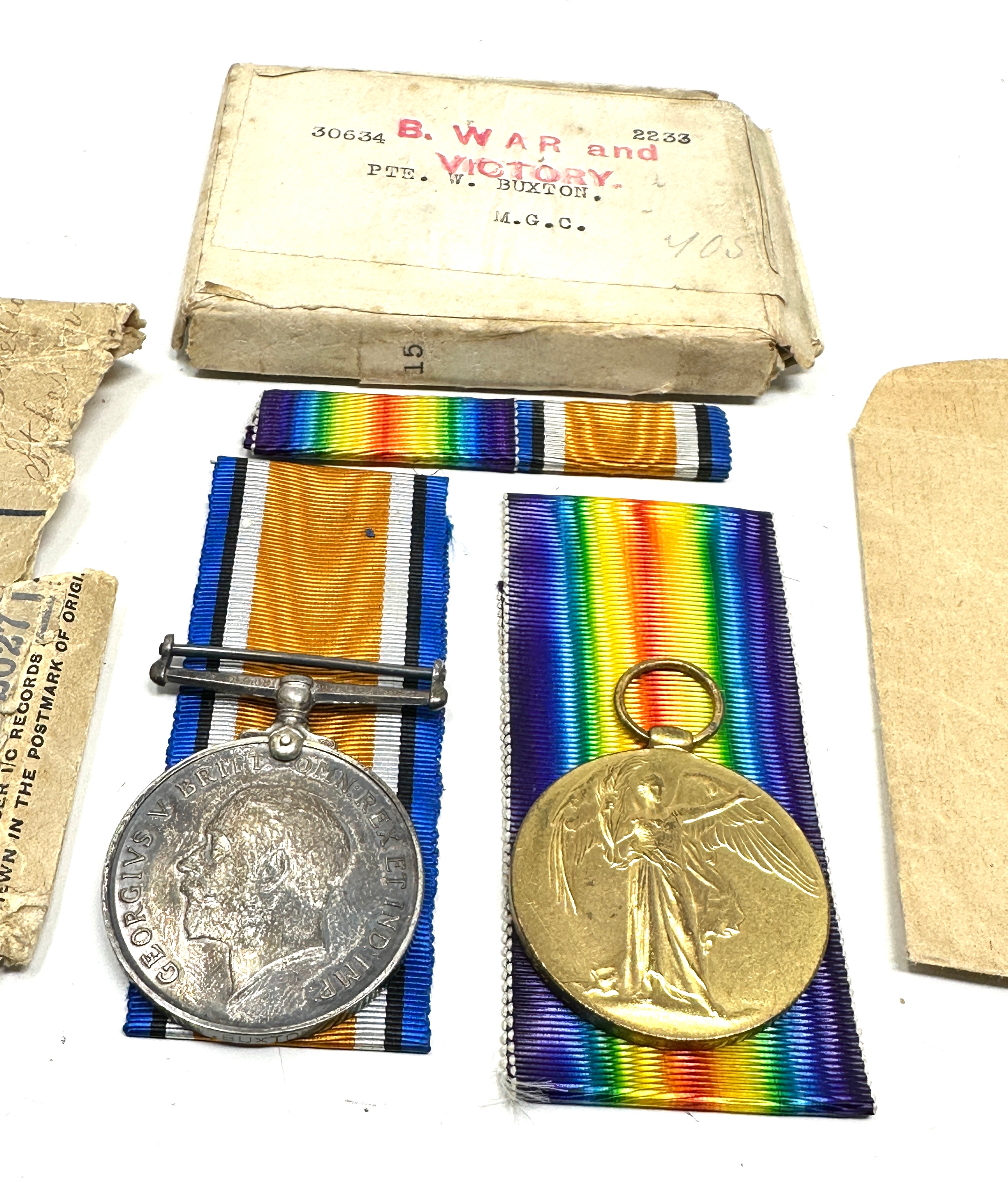 boxed ww1 medal pair to 30634 pte w.buxton M.G.C - Image 2 of 2