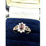 9ct gold garnet & clear stone ring 1.3g