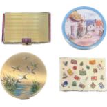 Selection of vintage and later ladies compacts