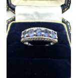 9ct white gold tanzanite ring 3.4g