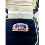 9ct gold diamond & amethyst ring 3.5g