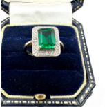 9ct gold synthetic emerald & diamond ring 2.9g
