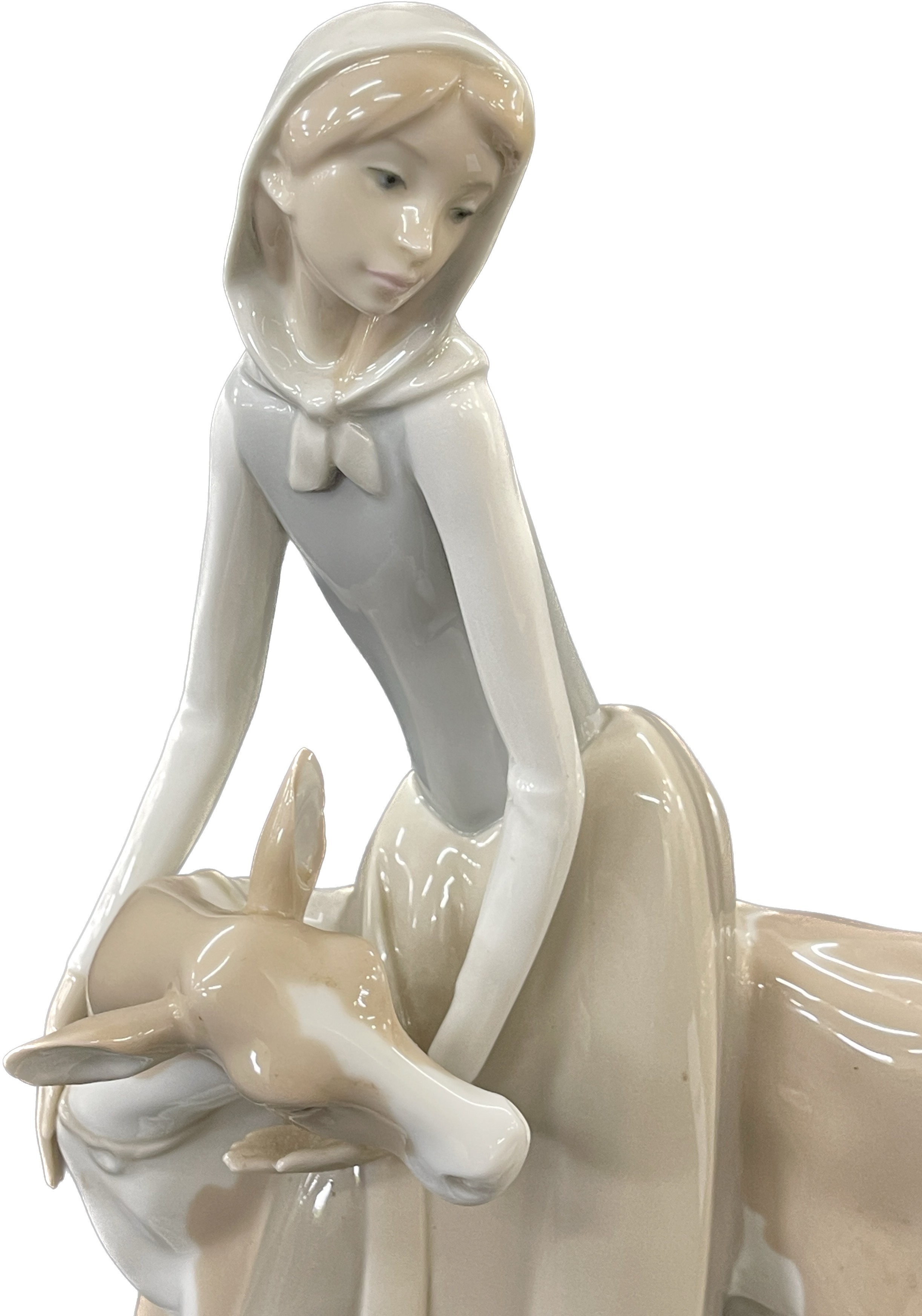 Lladro Porcelain Farmer Girl Miling Cow measures approximately 13 inches tall - Image 8 of 9