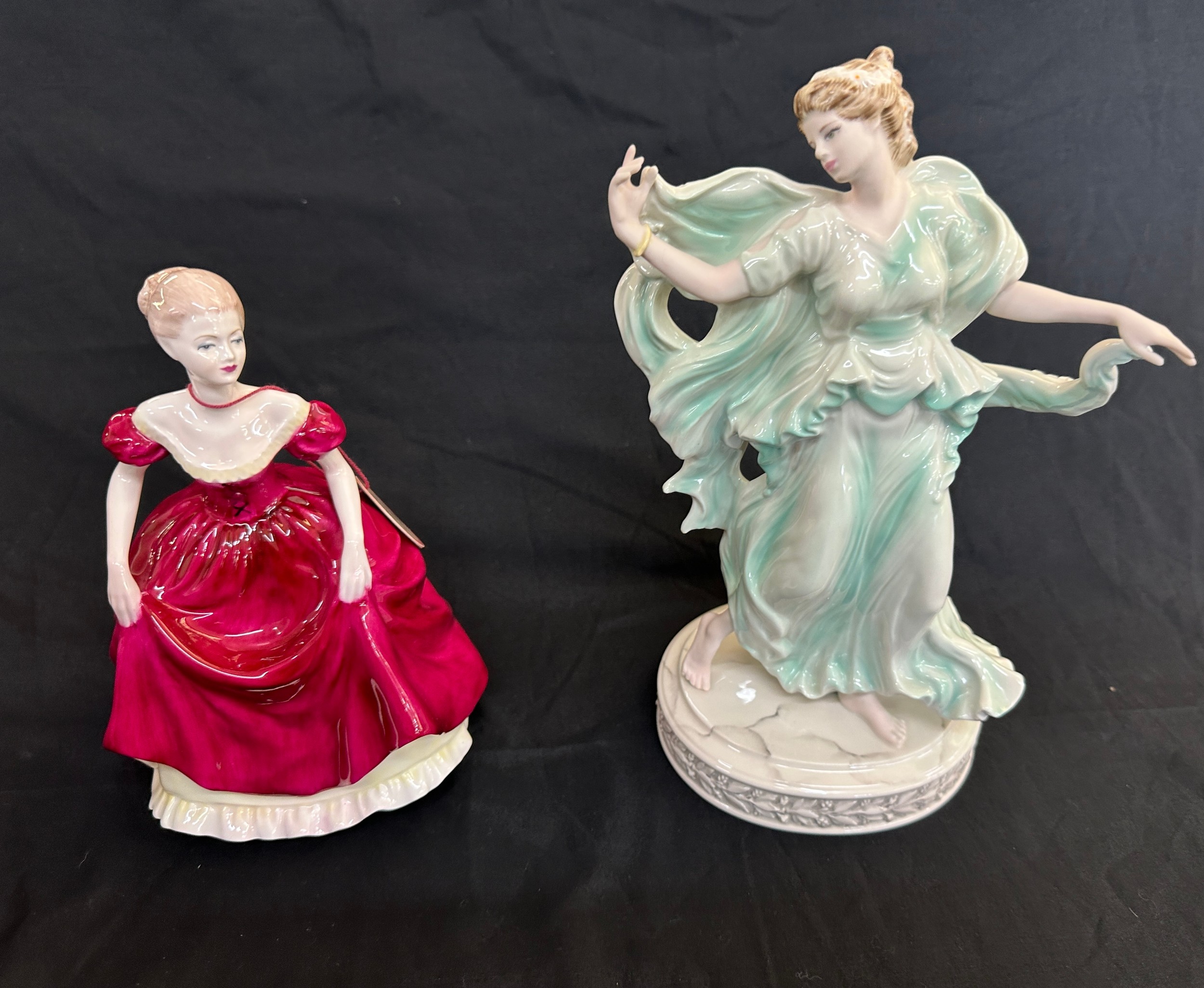 Two boxed porcelain figures one Coalport 'Ladies of Fashion Flair' and Wedgwood ' Spirit of Dance - Image 5 of 6