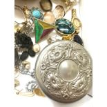 Selection of vintage and later costume jewellery includes 9ct gold earrings etc