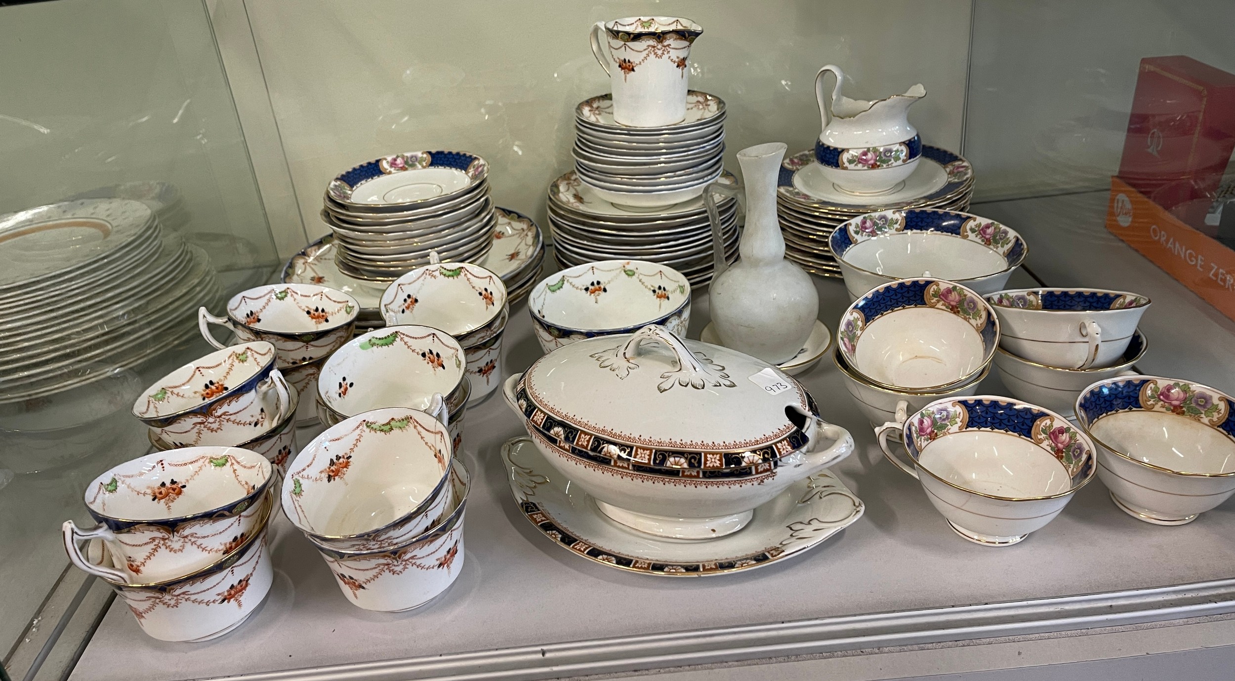 selection of vintage and later pottery includes Windsor pottery