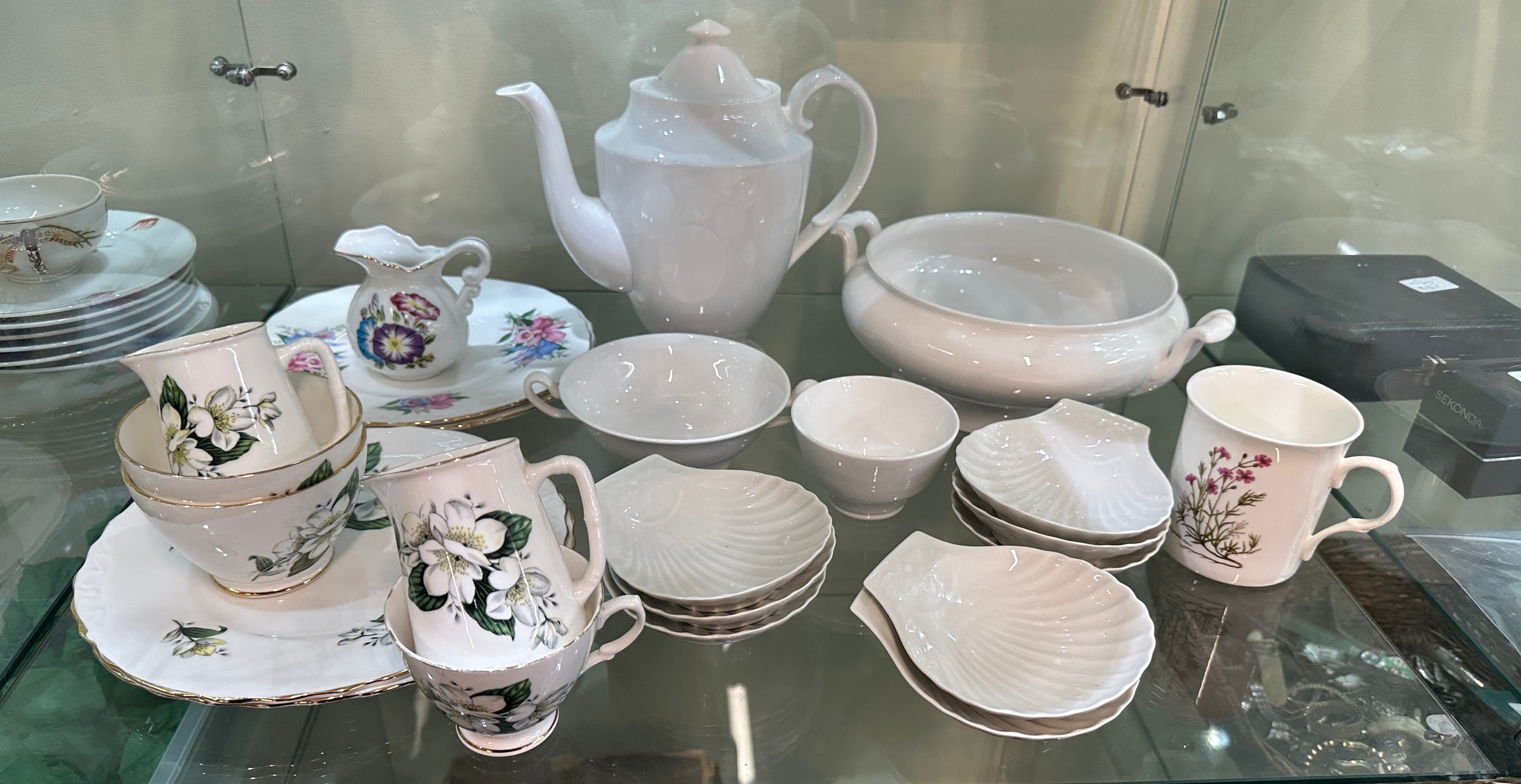 Selection of pottery includes paragon etc - Image 2 of 2