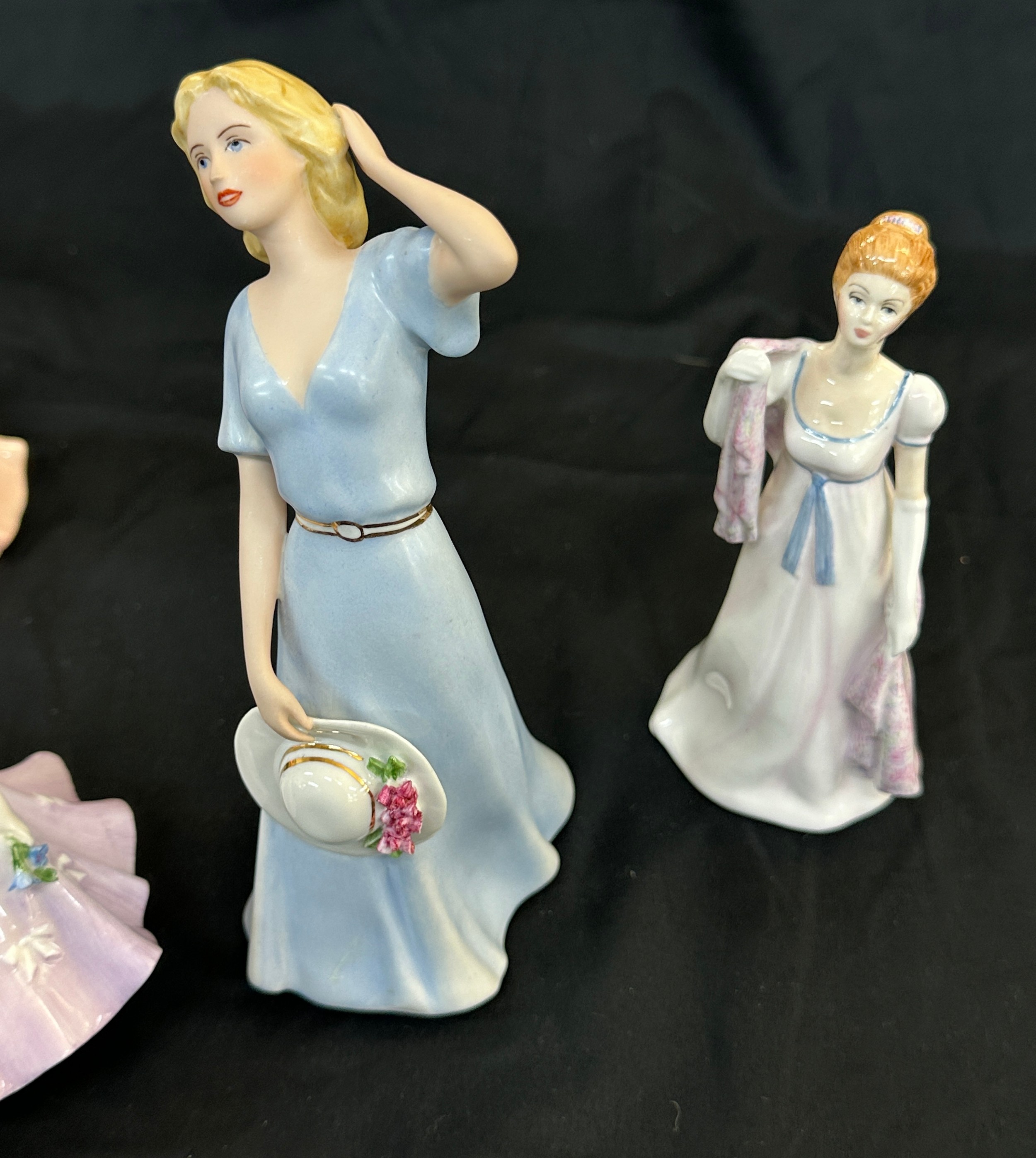 Selection of 4 lady figures includes Royal Grafton Elizebeth, Coalport Cassie etc - Bild 2 aus 4