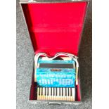 Cased chanoon accordion