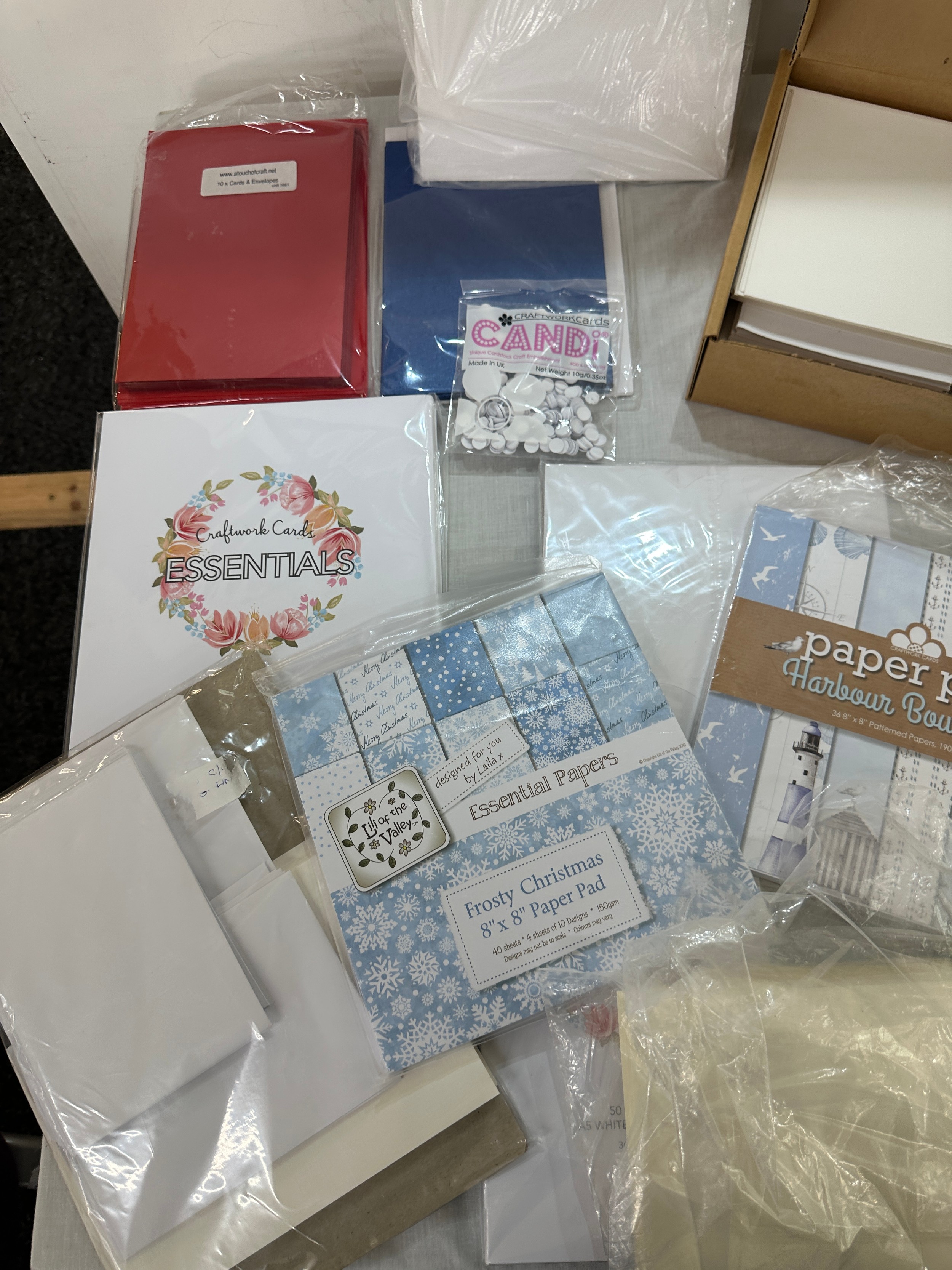 Selection new craft items to include A4 white card stocks, card, envelopes tag pads etc - Image 10 of 12