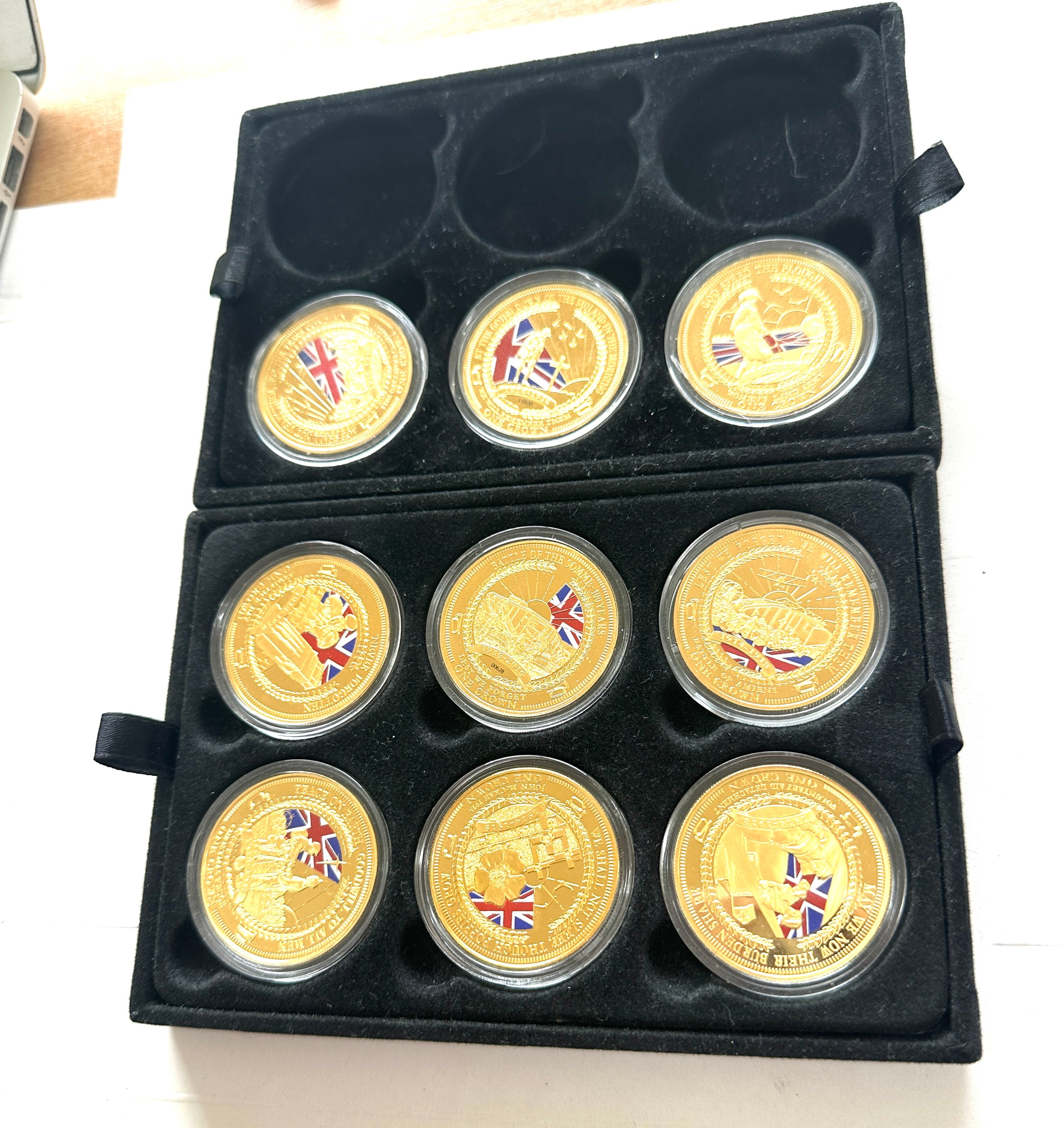 Selection of 9 commemorative gold plated one crown coins - Bild 2 aus 3