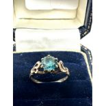 9ct gold vintage blue zircon ring (1.8g)