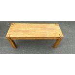 Oak coffee table measures approximately 19 inches tall 44 inches wide 16 inches depth