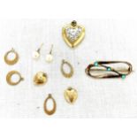 Selection of vintage and later gold and gold tone ladies jewellery