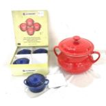 Le Creuset large casserole dish and 4 round petite casserole dishes