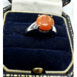 9ct white gold sunstone ring 3.7g