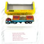 Corgi 1139 Chipperfields Menagerie scammel Handyman MK3 tractor unit and trailer with animals and