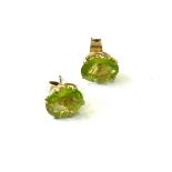 9ct gold peridot stud earrings each stone measures 0.8 cm x 0.6 cm weighs approx 1.4 grams