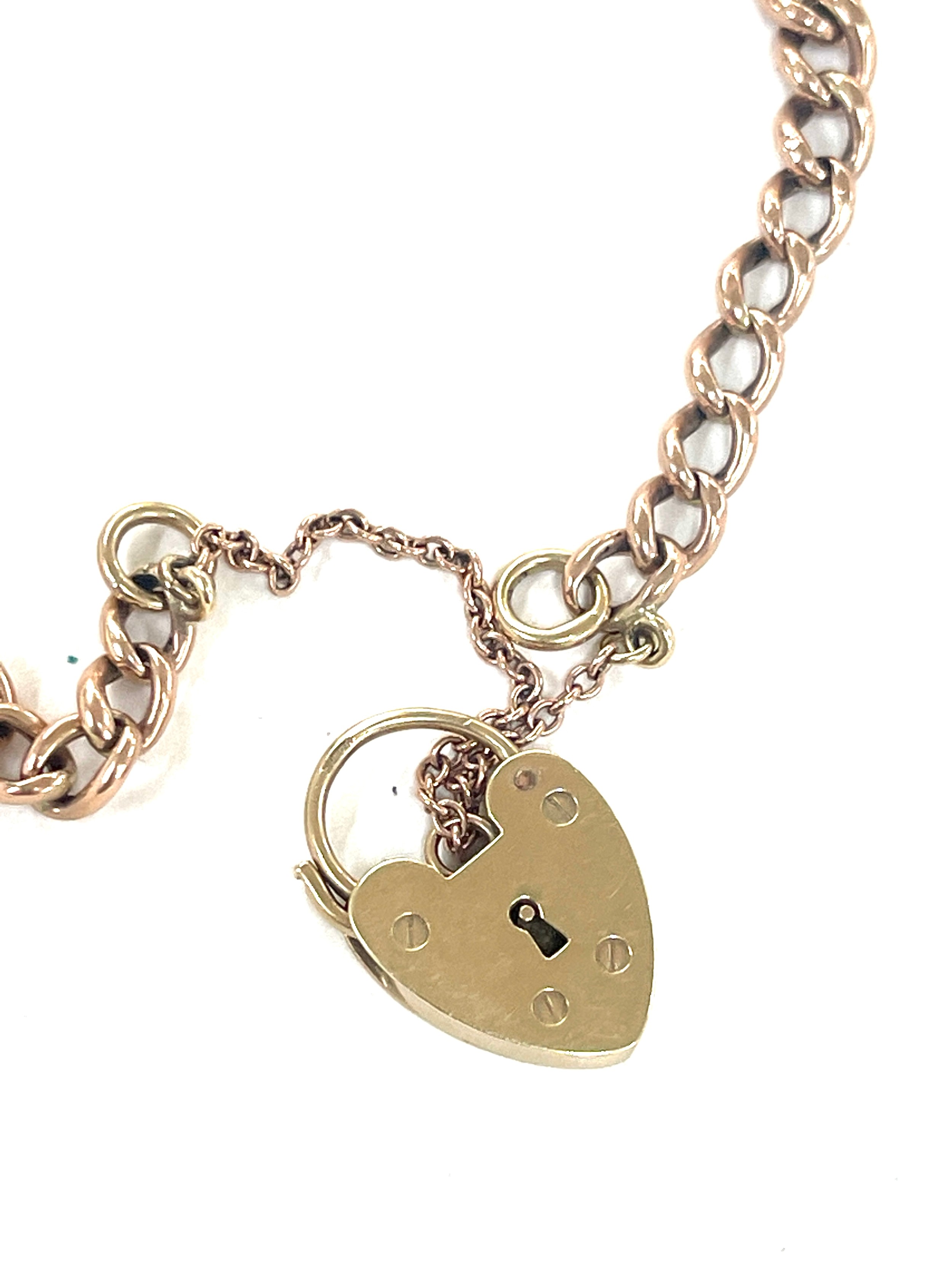 A gold chain with a heart shape locket 9 carat- weighs approx 9.6 grams - Bild 3 aus 4