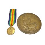 ww1 death plaque and medal to 51927 pte a dent linc reg