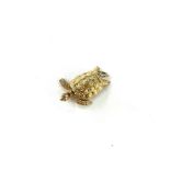 Vintage 9ct gold charm tortoise weighs approx 4.2 gm