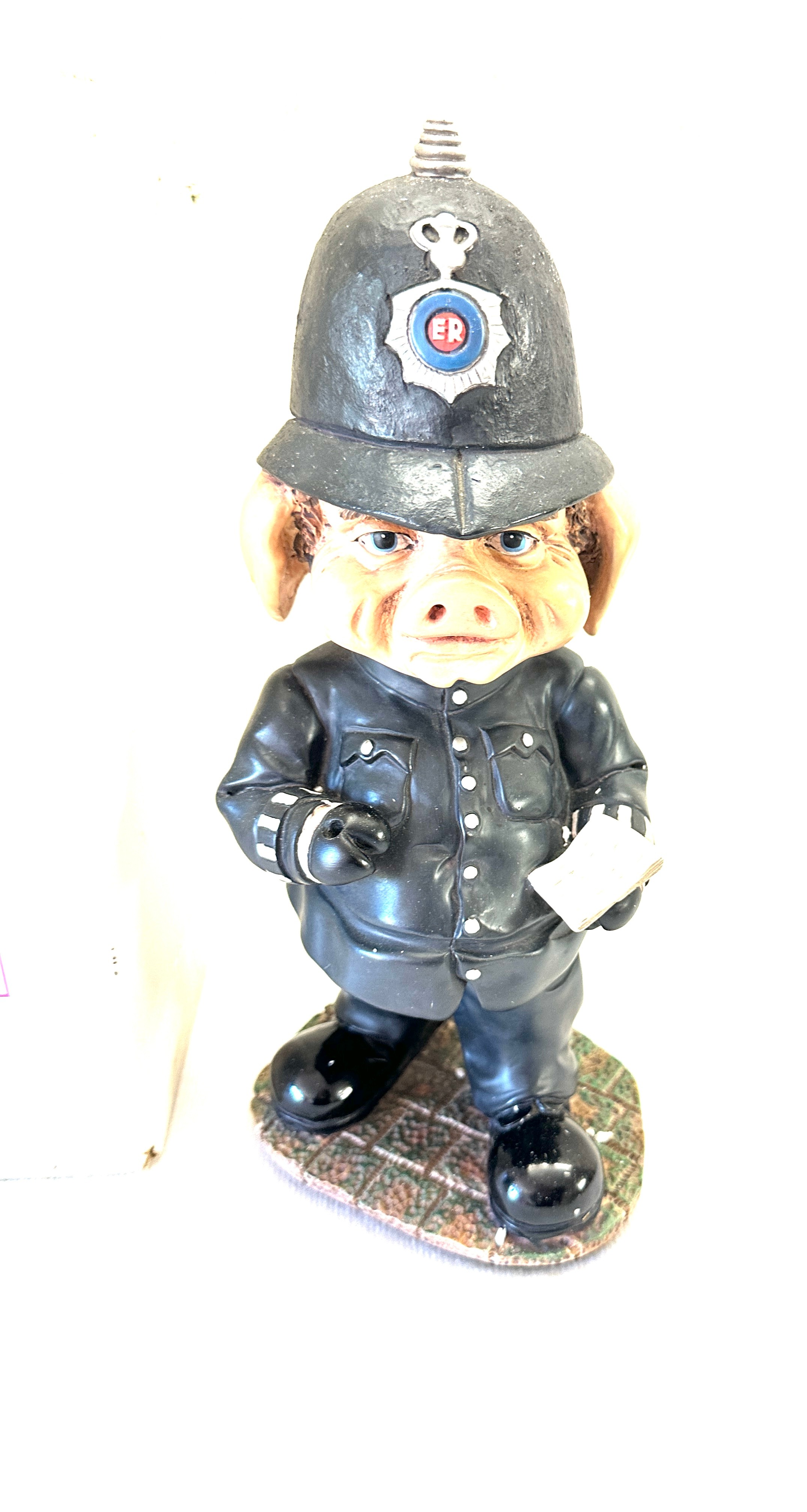 Vintage resin pig policeman figure measures approx 13 inches tall - Image 3 of 4
