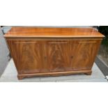 Flamed mahogany 3 door sideboard measures approximately 35 inches tall 58.5 inches wide 16.5