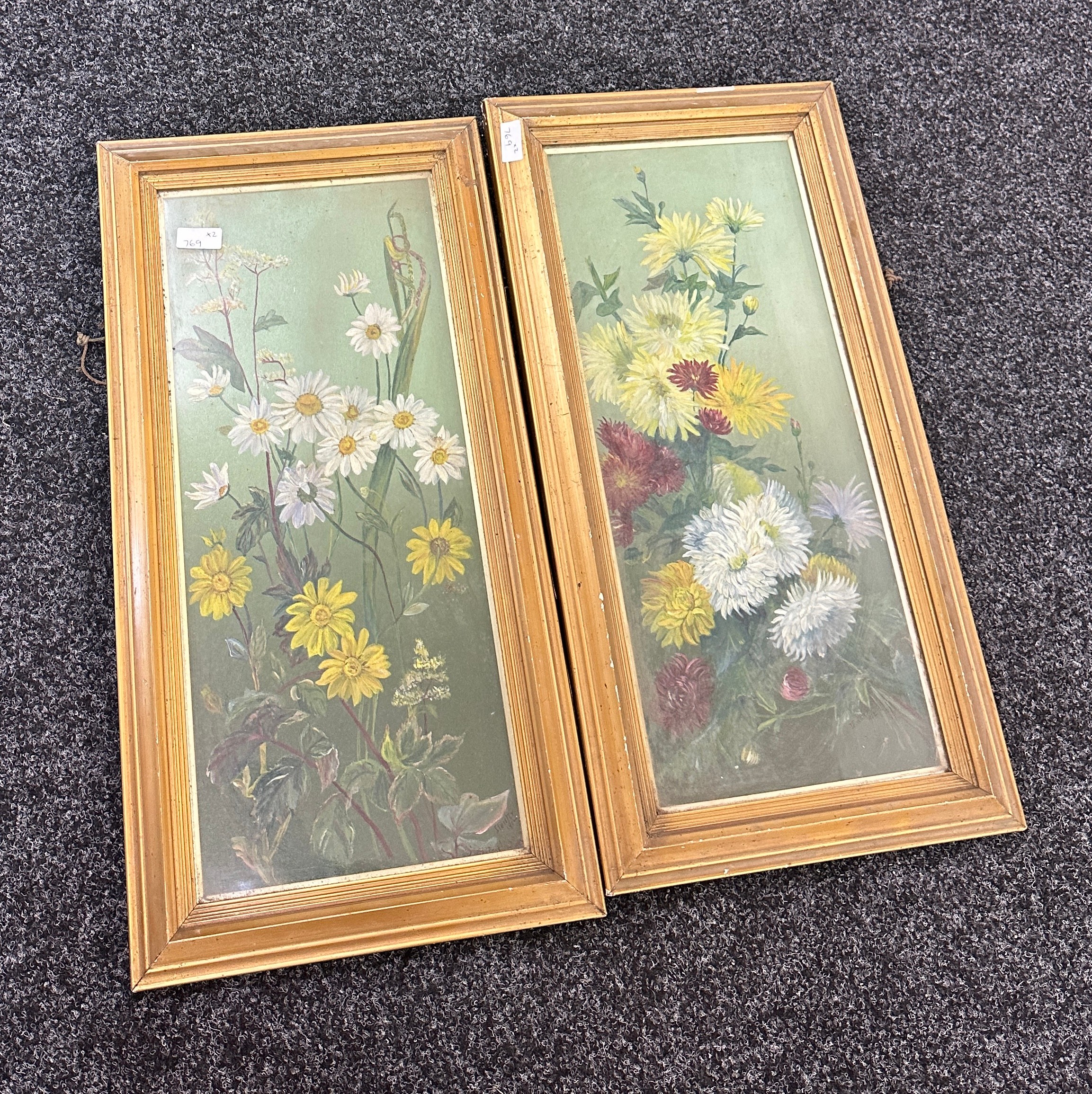 2 Signed framed paintings measures approximately 27 inches tall 13.5 inches wide - Bild 3 aus 3
