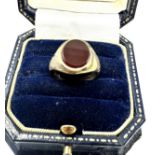 9ct gold carnelian signet ring (4g)