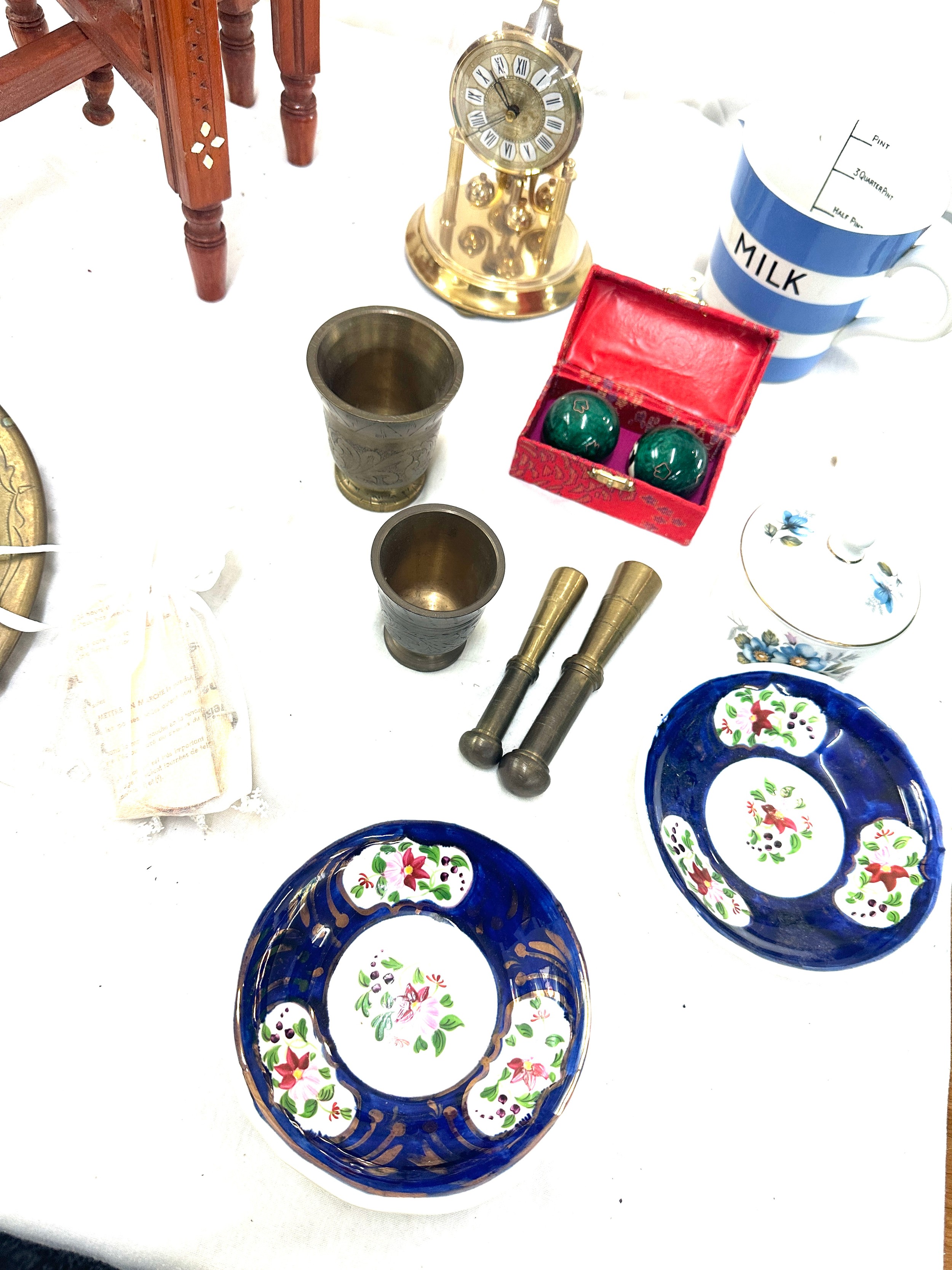 Selection of miscellaneous to include pottery, oriental, brass etc - Bild 5 aus 6