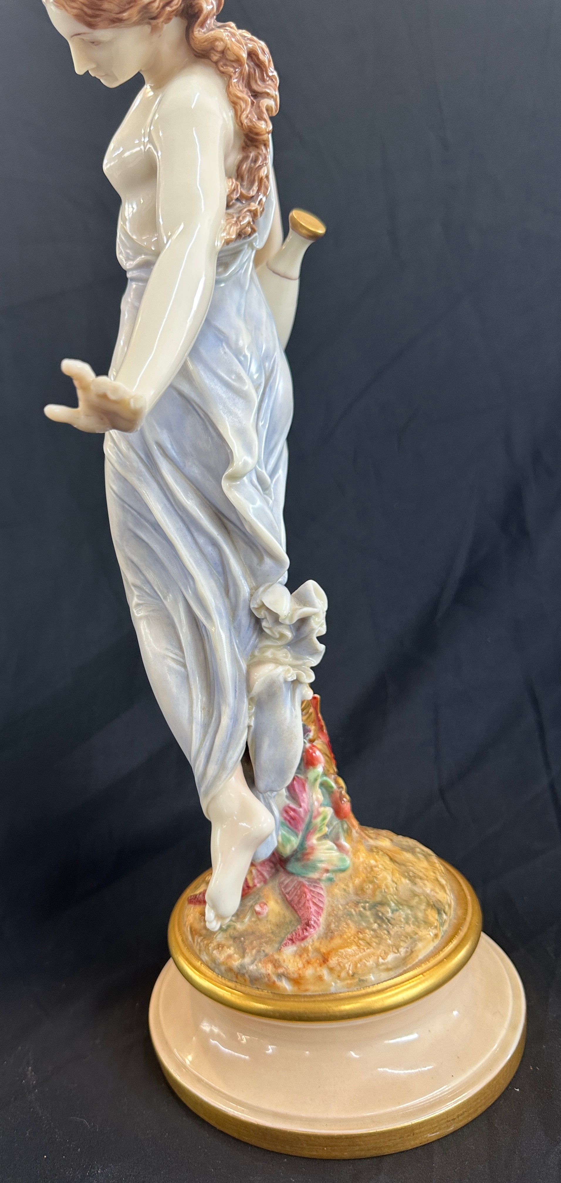 Vintage Meissen style lady figure, damaged height 16 inches tall - Bild 5 aus 6