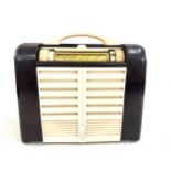 Vintage Bakelite radio, untested