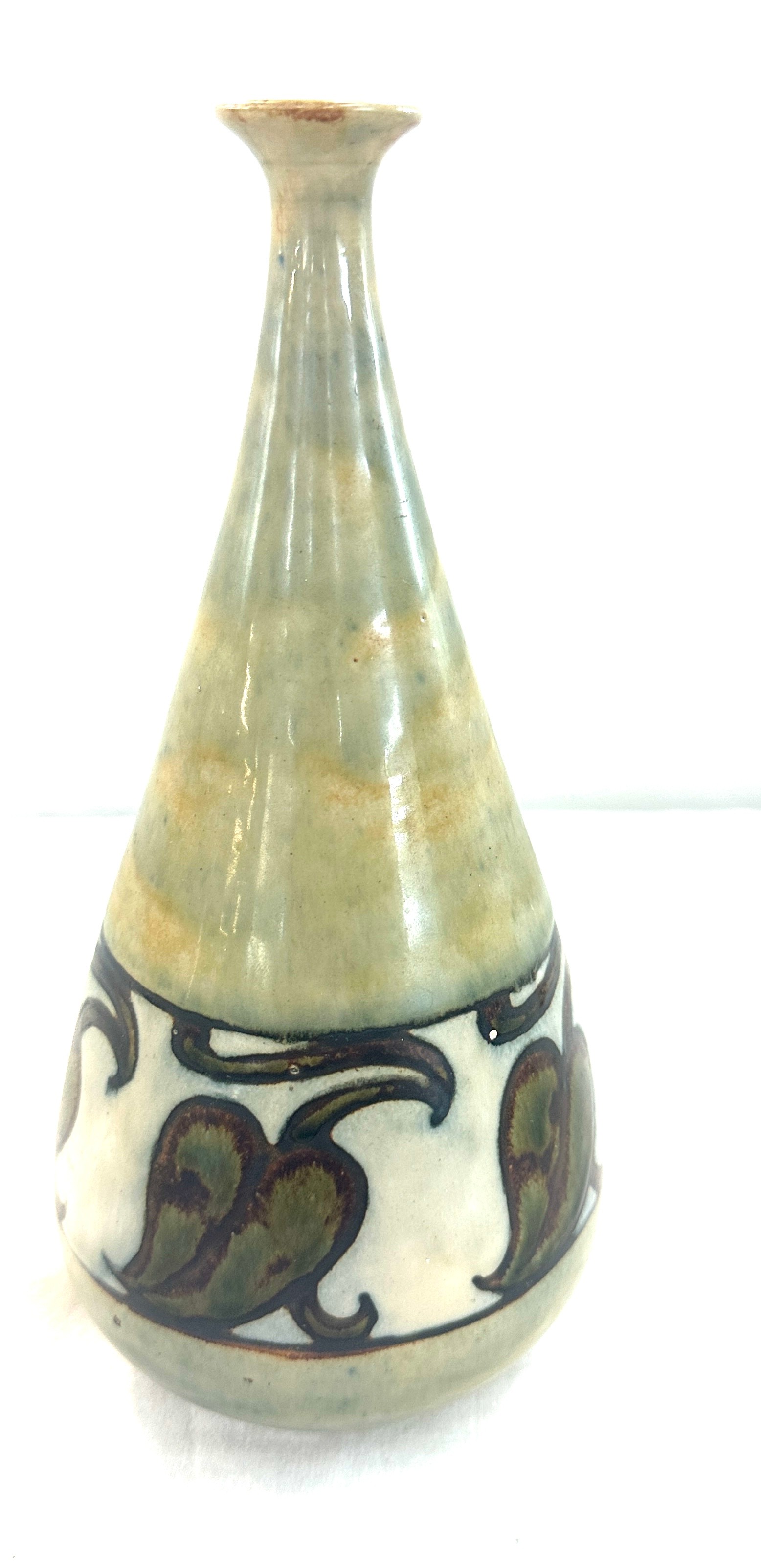 Royal Doulton stoneware vase measures approx 9 inches tall