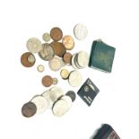 Selection of vintage and later coins includes crowns etc