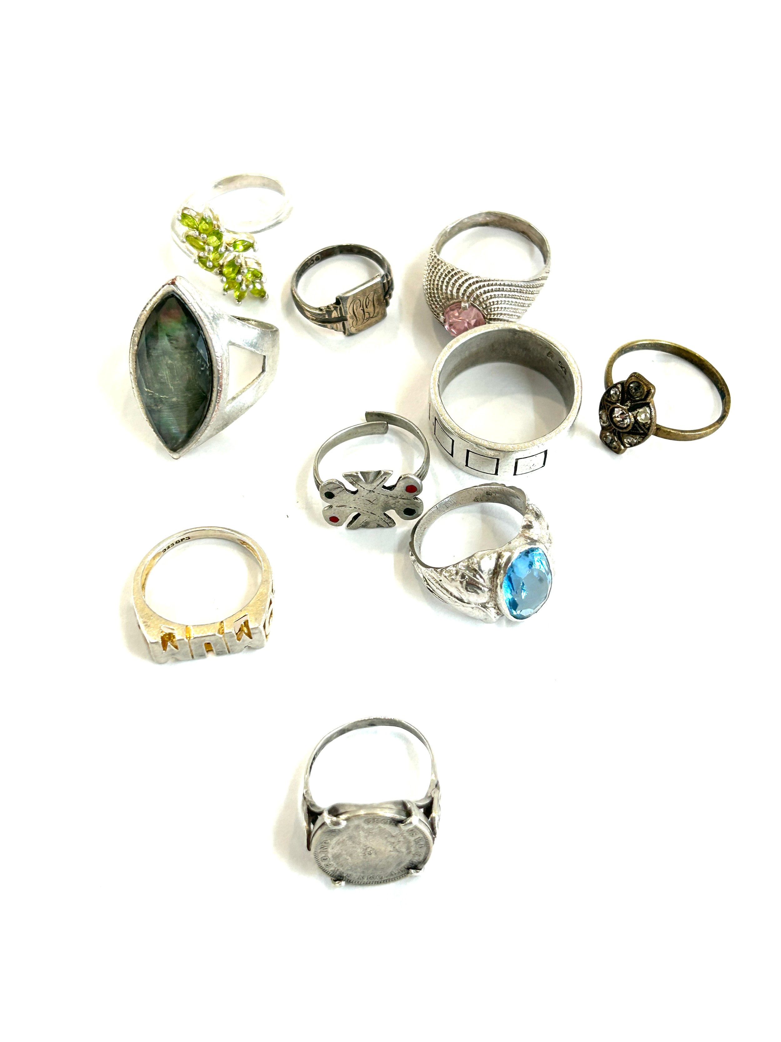 Selection of assorted rings includes silver rings, silver signet ring etc