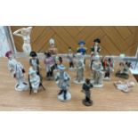 Selection of porcelain figures to include soldiers etc