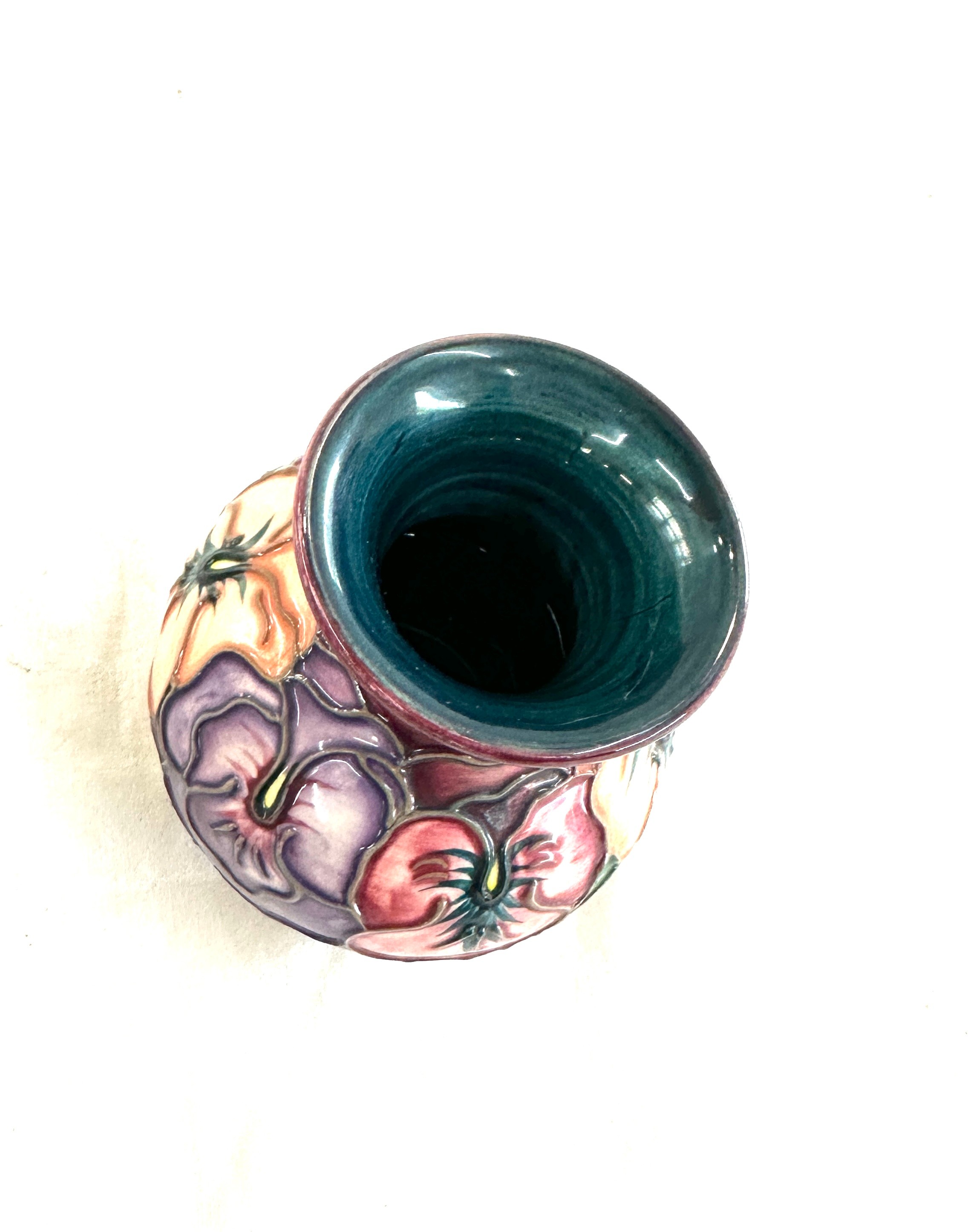 1993 Moorcroft potter vase 3.5 inches tall - Image 3 of 5